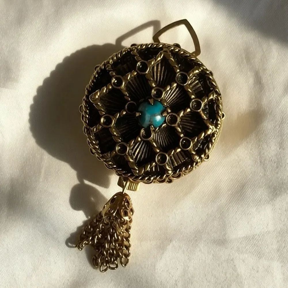 Boutique | Gold Vintage Pocket Watch